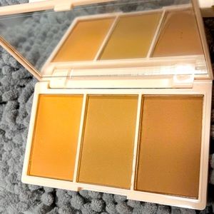 Bronzer set never used